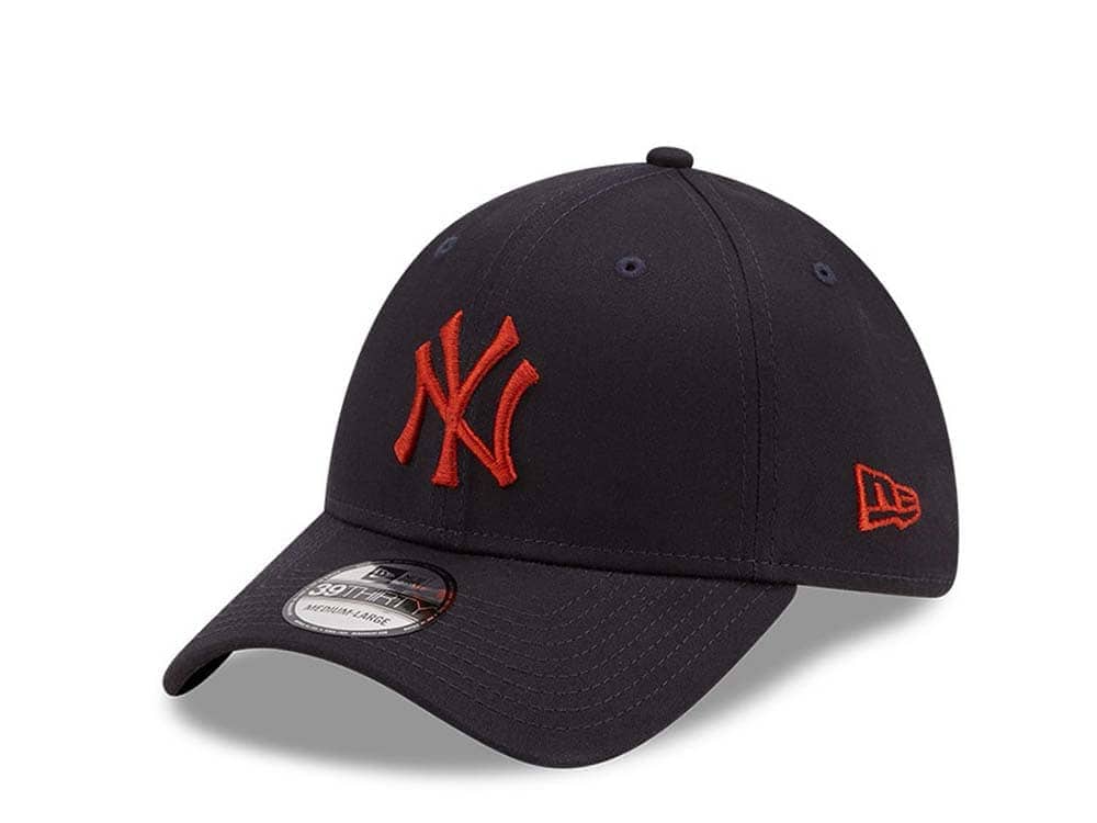 New Era New York Yankees League Essential Navy 39Thirty Stretch Hat