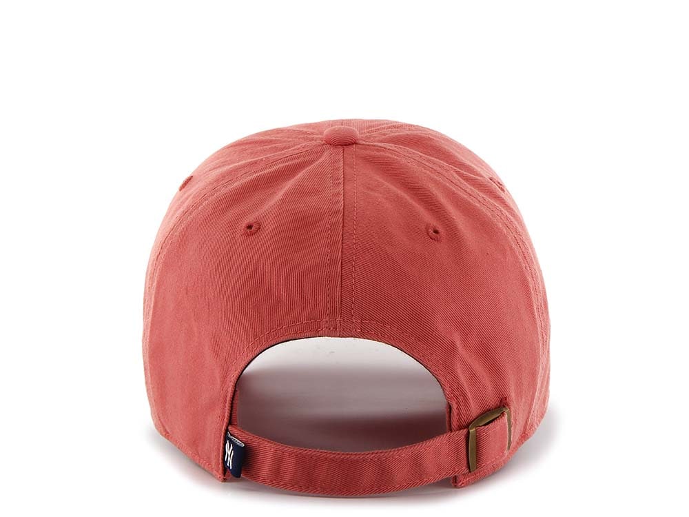 47Brand New York Yankees Clean Up Island Red Strapback Hat