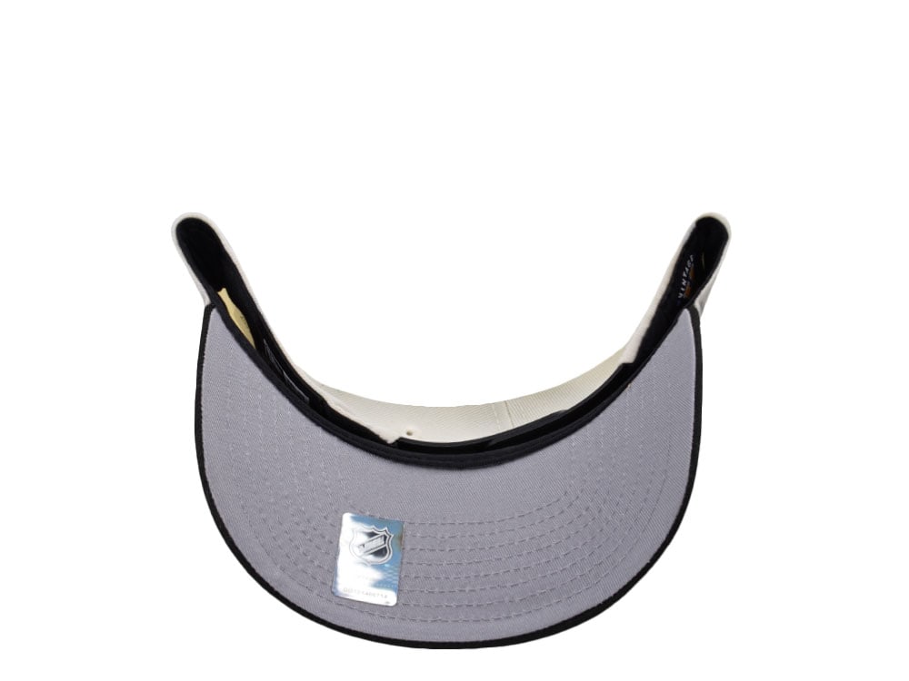 New Era New York Yankees World Series 1999 Chrome Two Tone Edition 9Fifty A Frame Snapback Cap