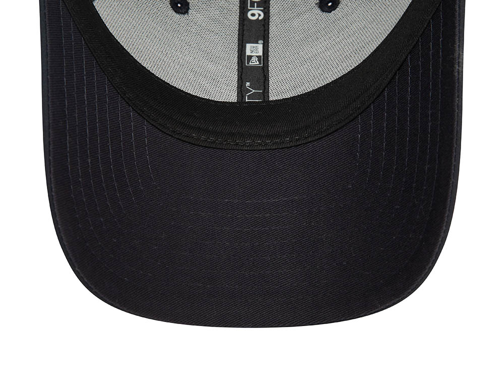 New Era Manchester United Navy 9Forty Strapback Hat