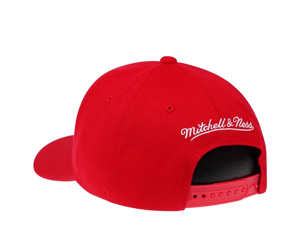 Mitchell & Ness Atlanta Hawks Team Ground Red Line Solid Flex Snapback Hat