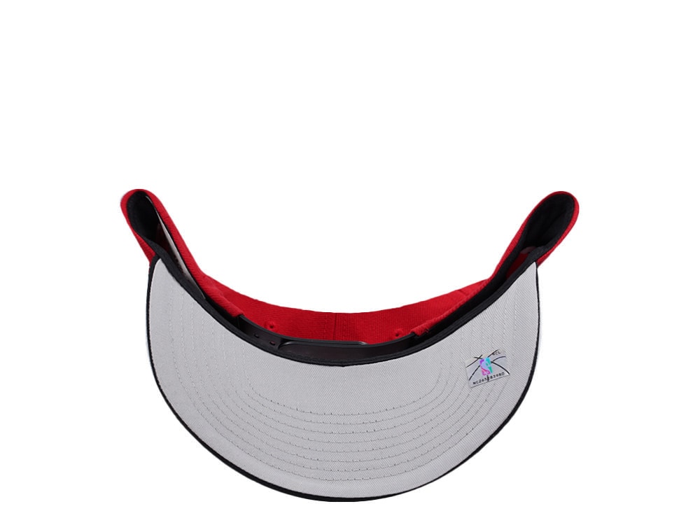 Mitchell & Ness Toronto Raptors NBA In The City Red Edition Pro Pinch Fit Snapback Cap