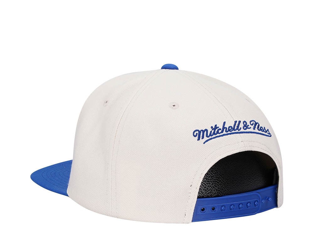 Mitchell & Ness Hartford Whalers Vintage Off-White Snapback Hat