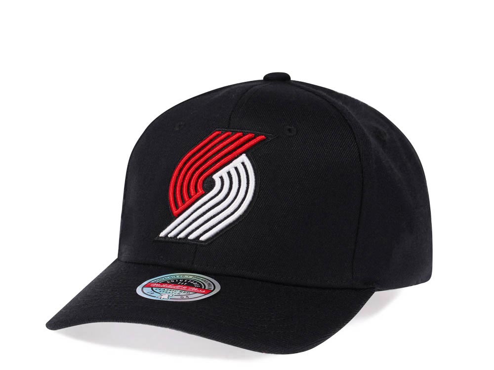 Mitchell & Ness Portland Trail Blazers Team Ground Red Line Solid Flex Snapback Hat