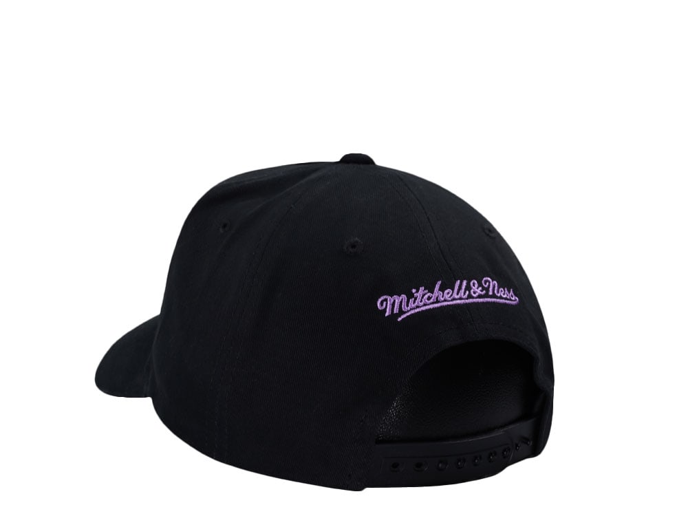 Mitchell & Ness Los Angeles Lakers Black Pro Pinch Fit Snapback Hat