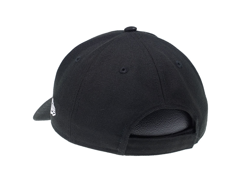 New Era Los Angeles Rams Curved Black Edition 9Forty Strapback Hat