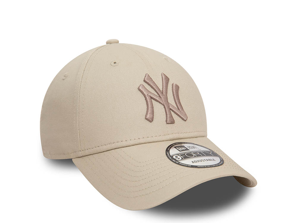 New Era New York Yankees League Essential Stone Brown 9Forty Strapback Hat