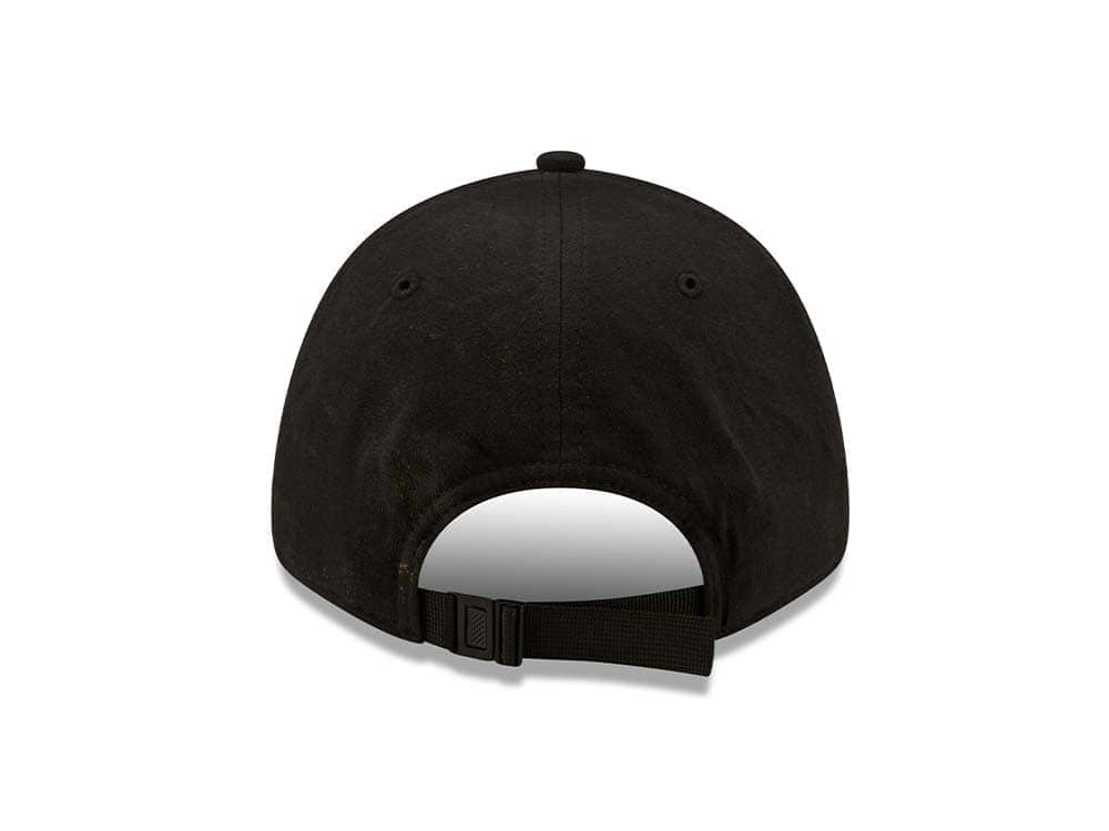 New Era Brooklyn Nets Washed Pack Black Adjustable 9Forty Strapback Hat