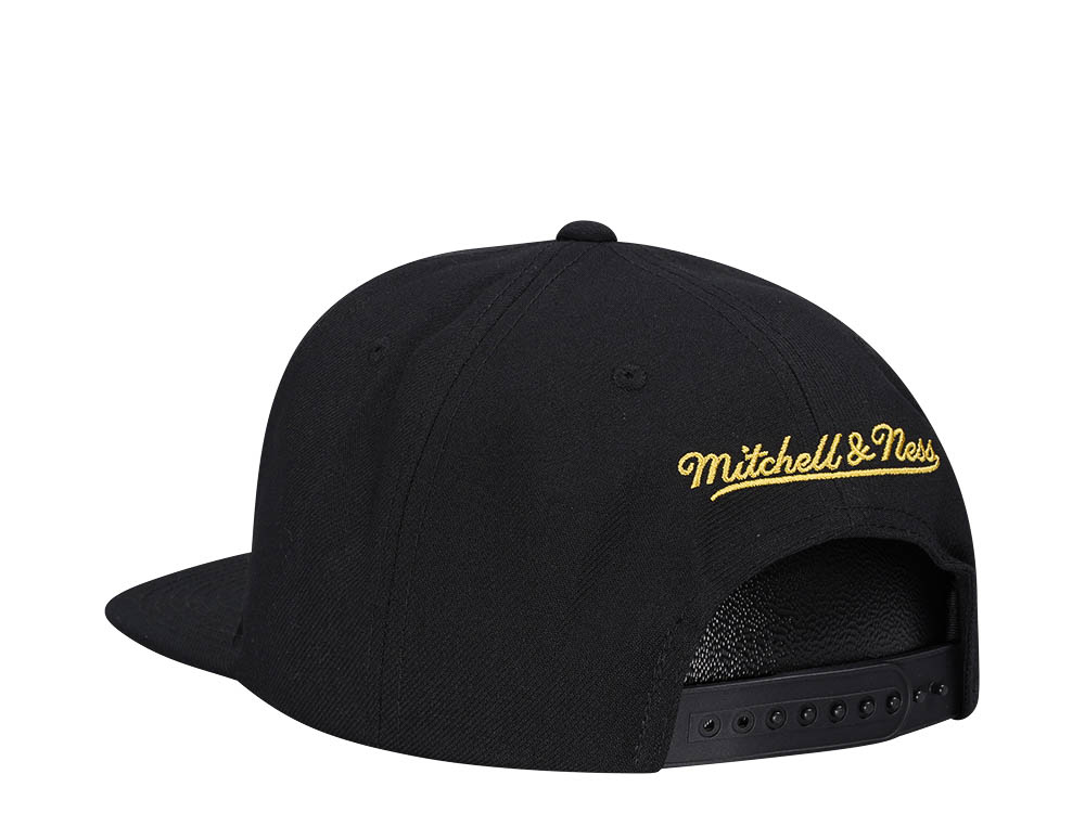 Mitchell & Ness Boston Bruins Alternate Flip Vintage Snapback Hat