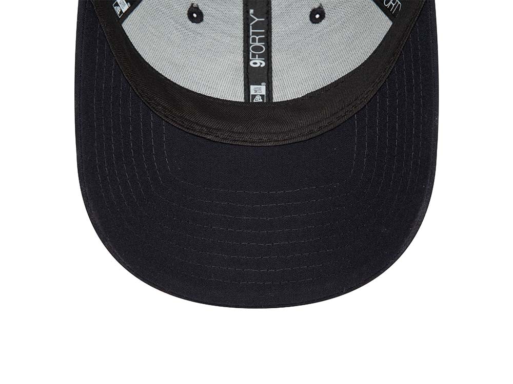 New Era Manchester United Seasonal Pop 9Forty Strapback Hat