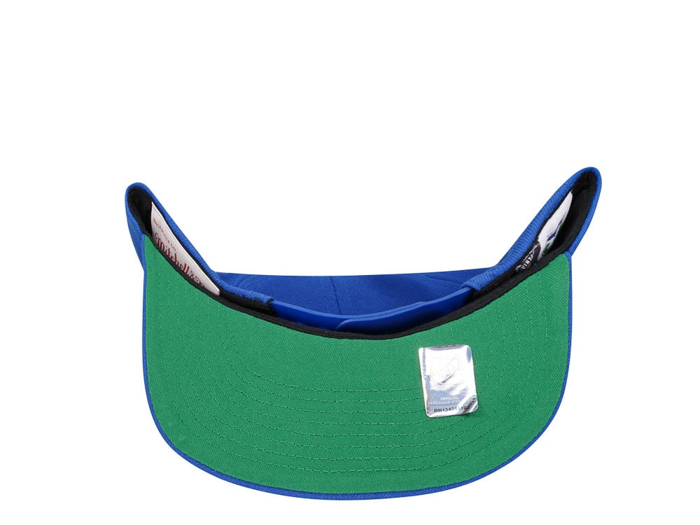 Mitchell & Ness Hartford Whalers Alternate Flip Vintage Snapback Hat