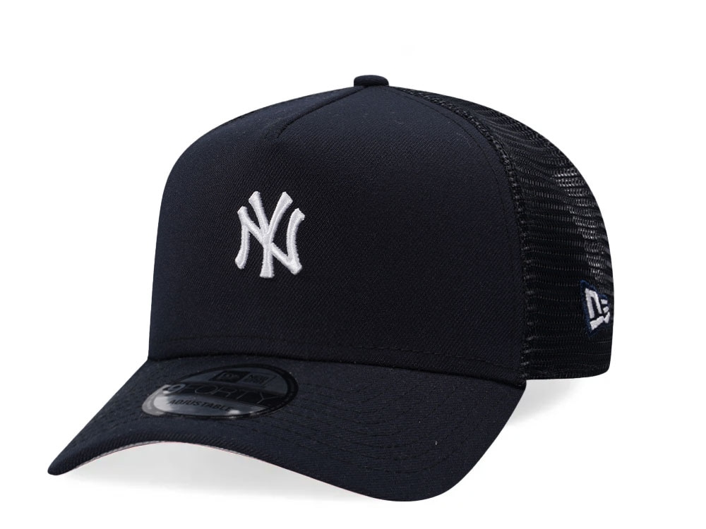 New Era New York Yankees Navy Classic Trucker A Frame 9Forty Snapback Hat