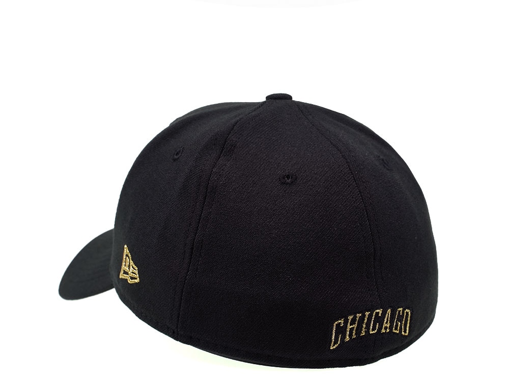 New Era Chicago Bulls Black and Gold Edition 39Thirty Stretch Hat