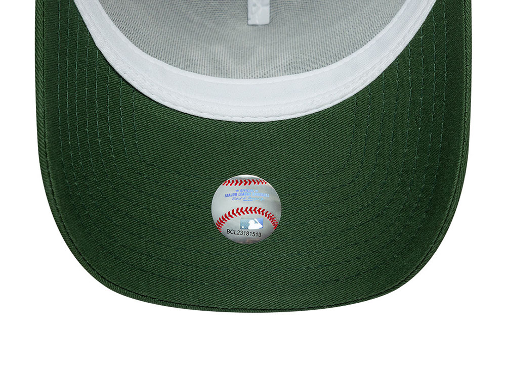 New Era New York Yankees League Essential Dark Green Edition 9Forty A Frame Trucker Snapback Cap