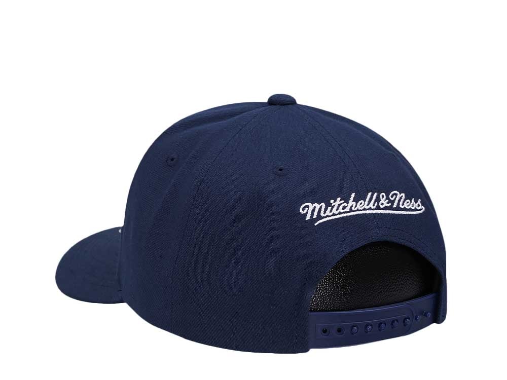 Mitchell & Ness Hartford Whalers Team Ground 2.0 Pro Navy Snapback Hat