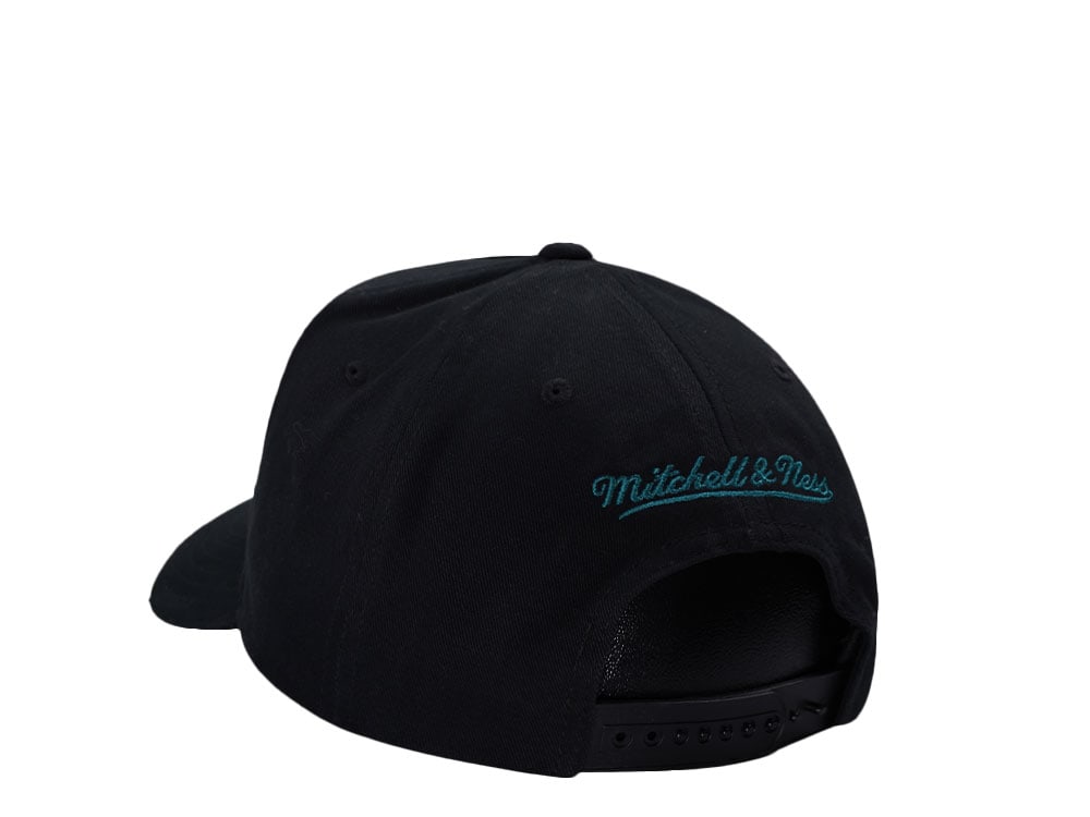 Mitchell & Ness San Jose Sharks Black Pro Pinch Fit Snapback Hat