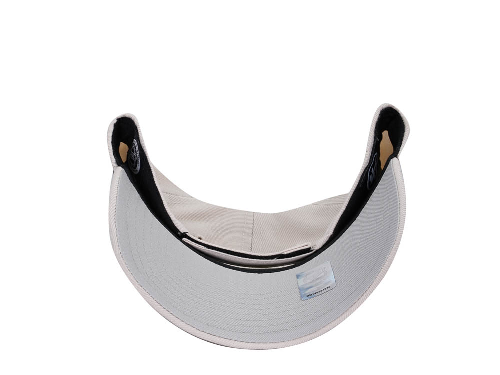 47Brand Chicago Blackhawks Bone MVP Strapback Hat