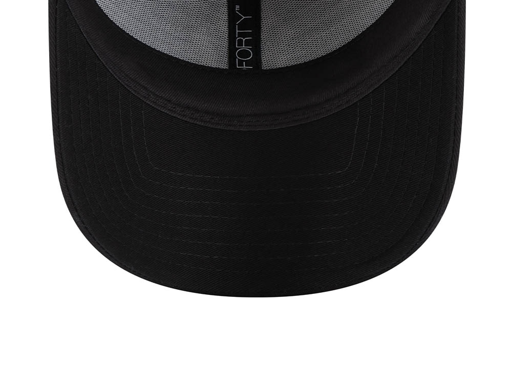 New Era New York Yankees Metallic Logo Black Womens 9Forty Snapback Hat
