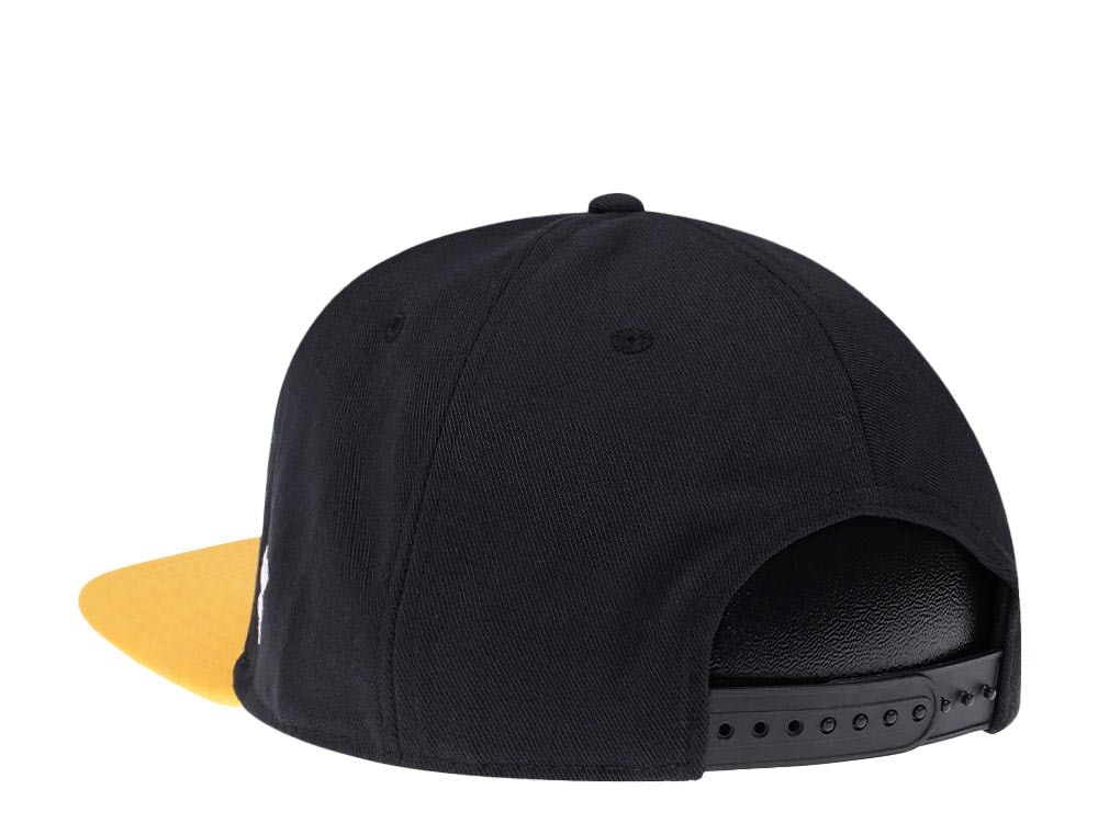 Fanatics Boston Bruins Primary Logo Core Snapback Hat