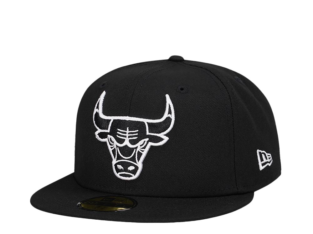New Era Chicago Bulls Black White Detail Edition 59Fifty Fitted Hat