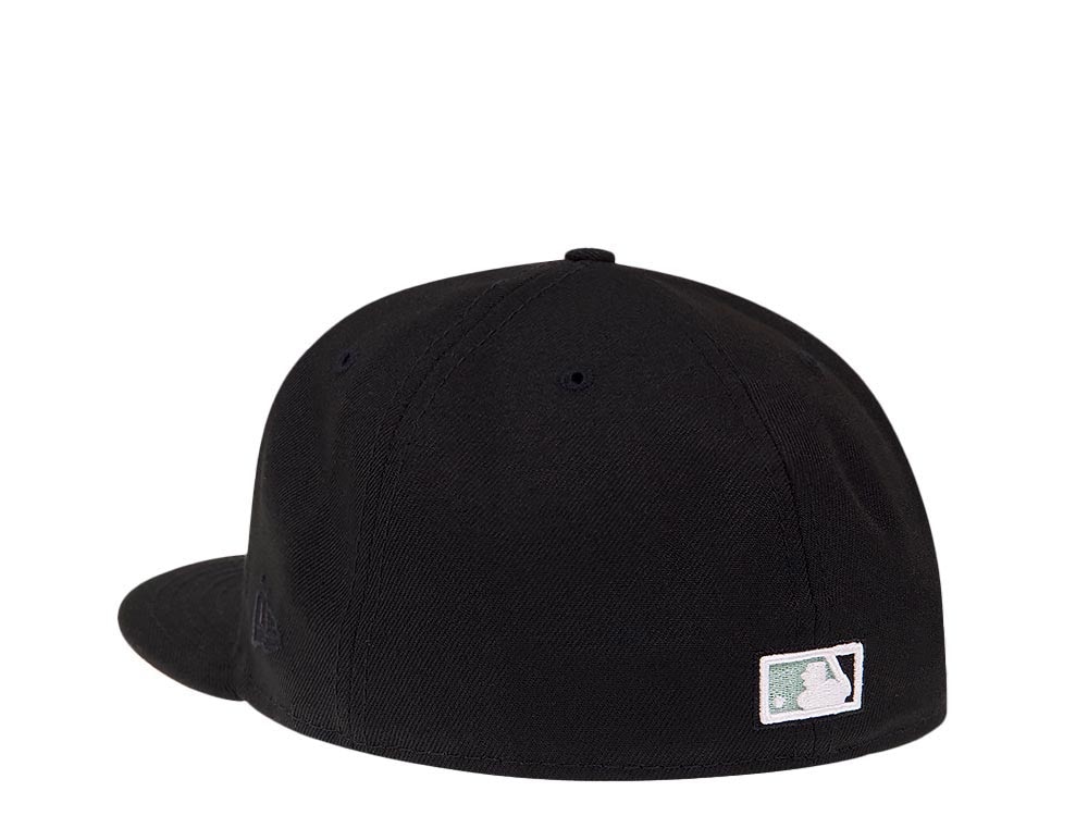 New Era Milwaukee Brewers Black Mint Classic Edition 59Fifty Fitted Hat