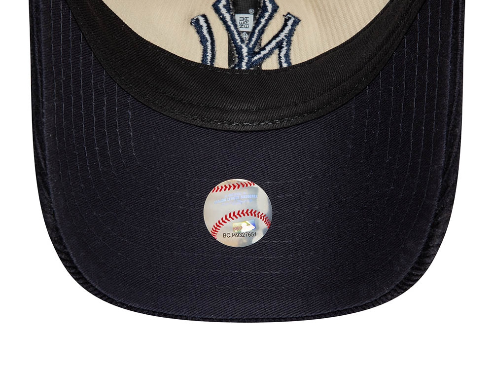 New Era New York Yankees Block Corduroy White 9Twenty Strapback Hat