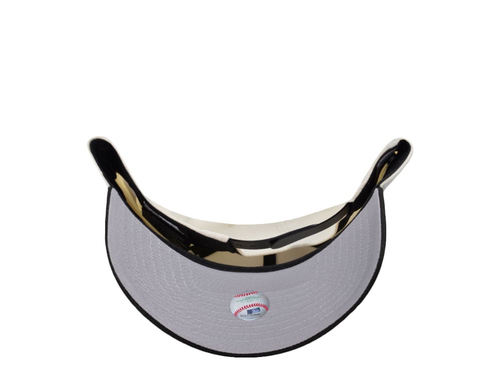 New Era New York Yankees Subway Series 2000 Chrome Rose Two Tone Edition 9Forty A Frame Snapback Cap