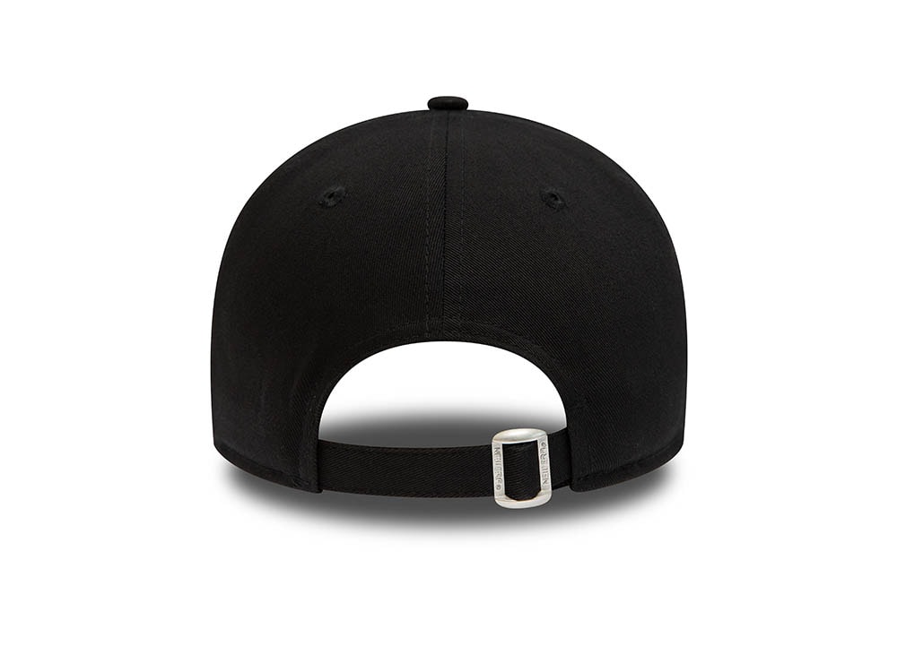 New Era New York Yankees Diamond Era Essential Black 9Forty Strapback Hat