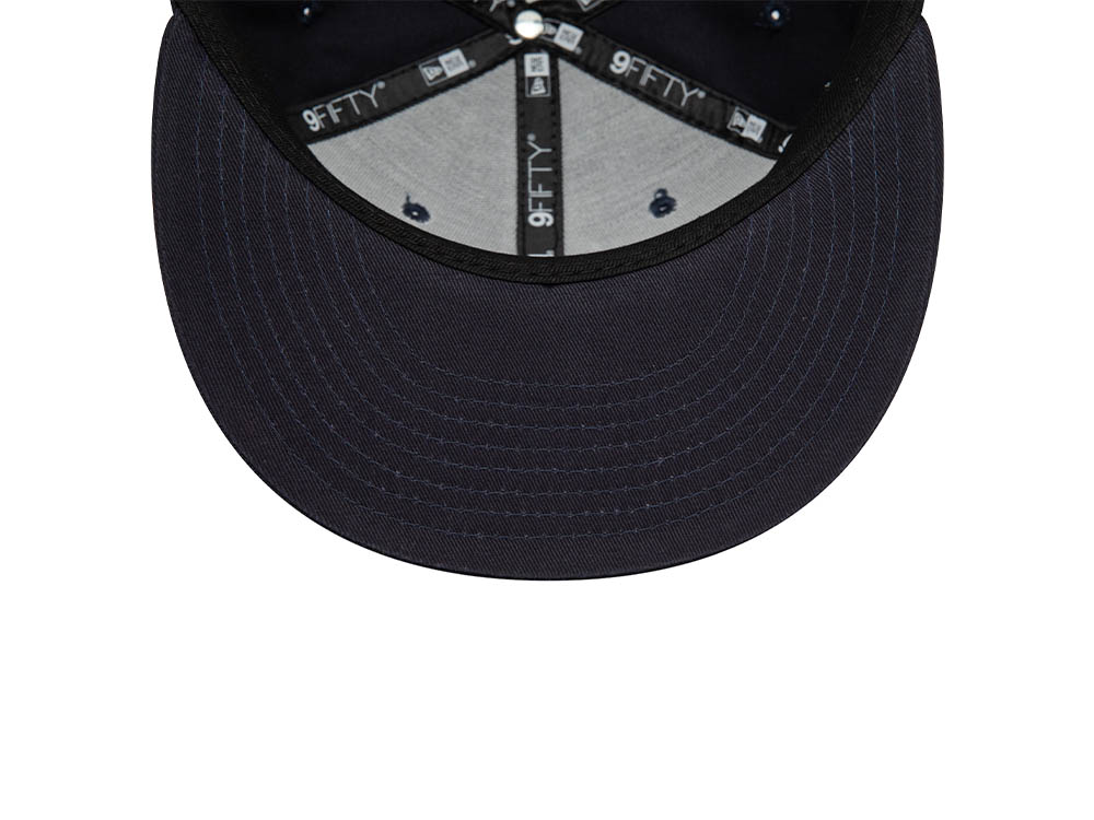 New Era New York Yankees White Outline Navy 9Fifty Snapback Hat