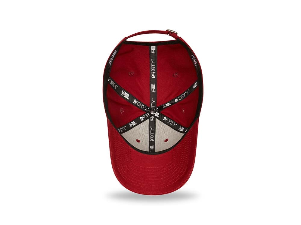 New Era New York Yankees Red Essential 9Forty Snapback Hat