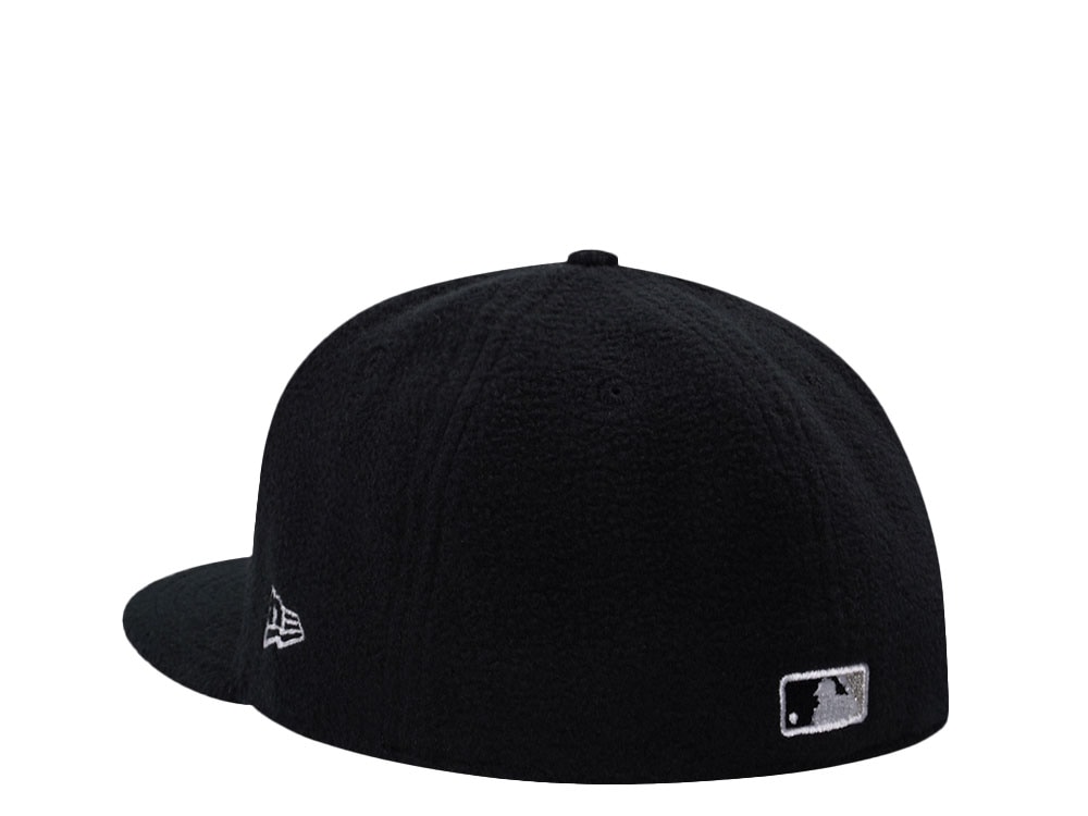 New Era Chicago White Sox Black Rose Microfleece Edition 59Fifty Fitted Hat