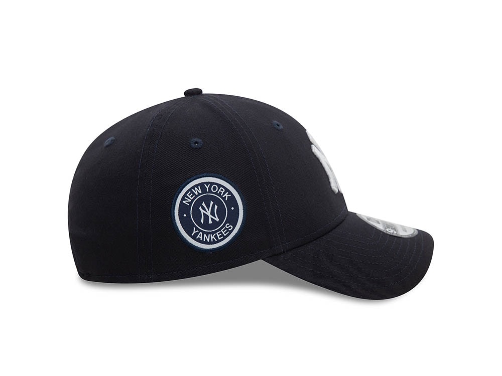 New Era New York Yankees Navy 9Forty Strapback Hat